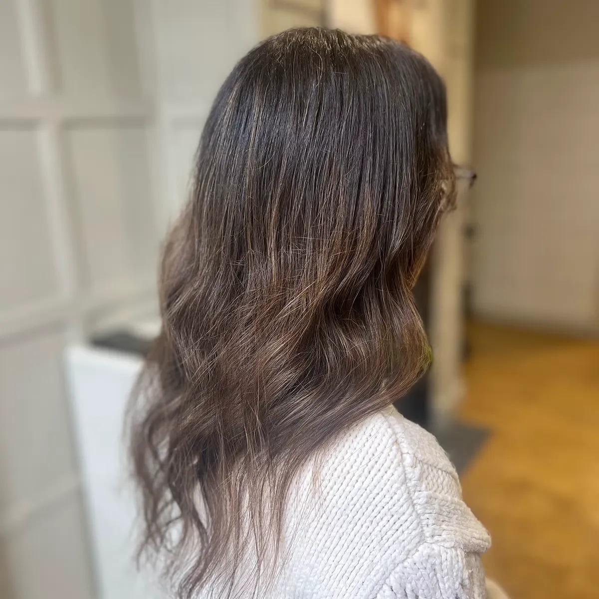 Dark brunette blowout — Mai Beauty