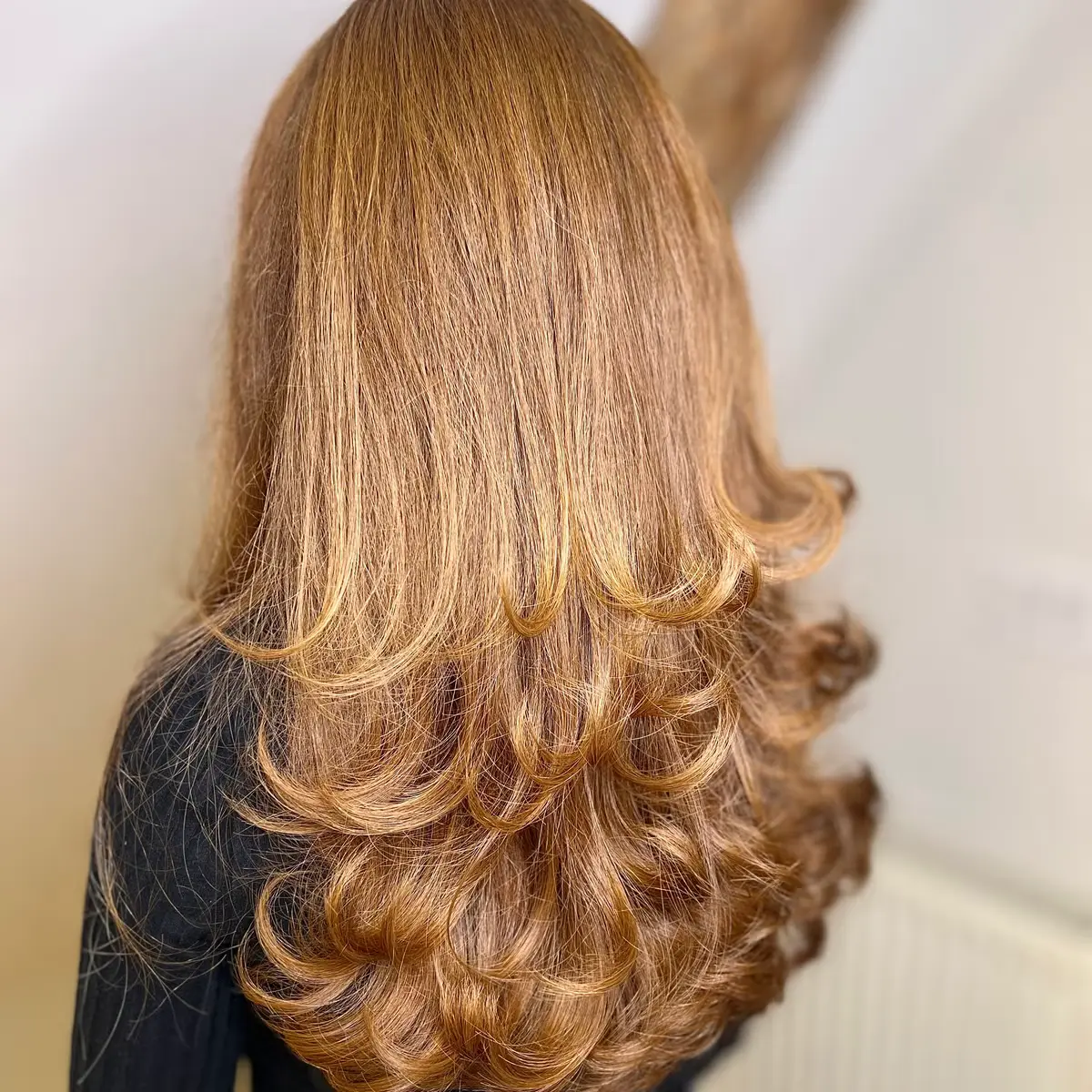 Warm copper layered cut — Mai Beauty